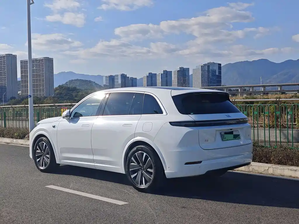 Li Auto IDEAL L7
