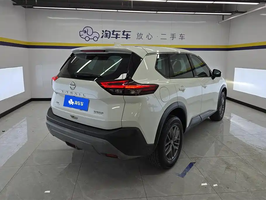 NISSAN QIJUN
