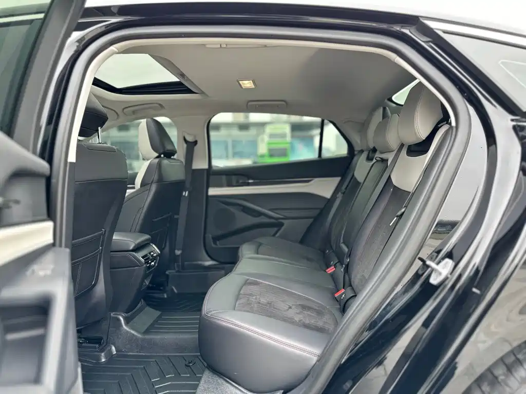 Ford Mondeo — миниатюра 21