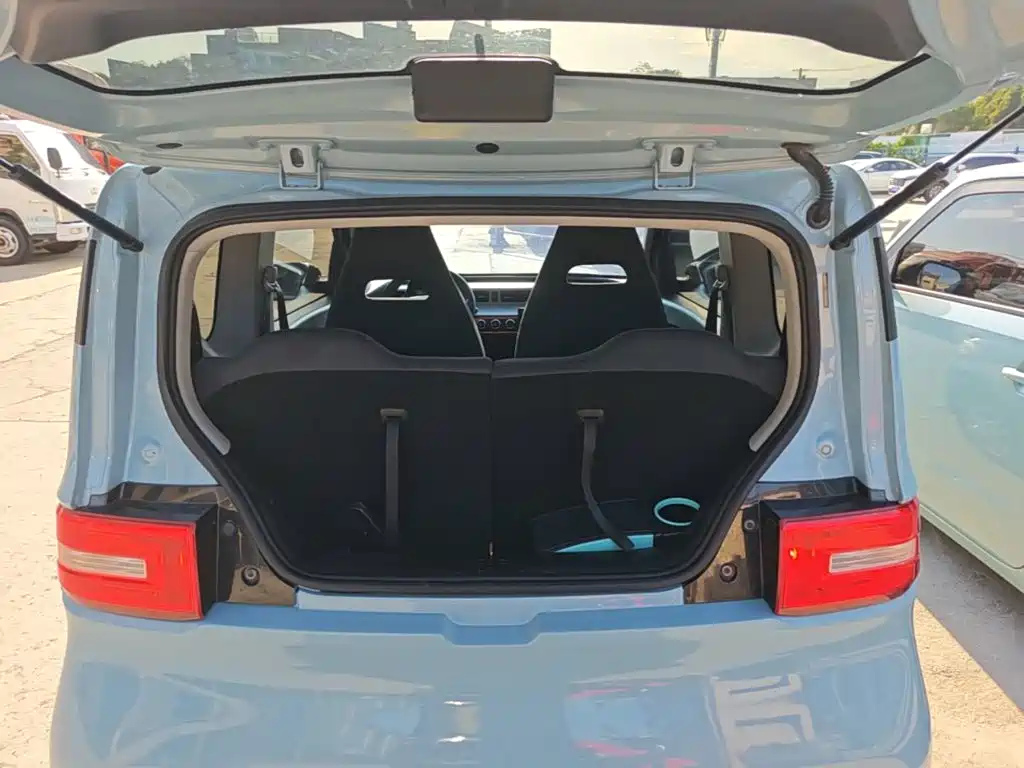 Wuling MINIEV — миниатюра 19
