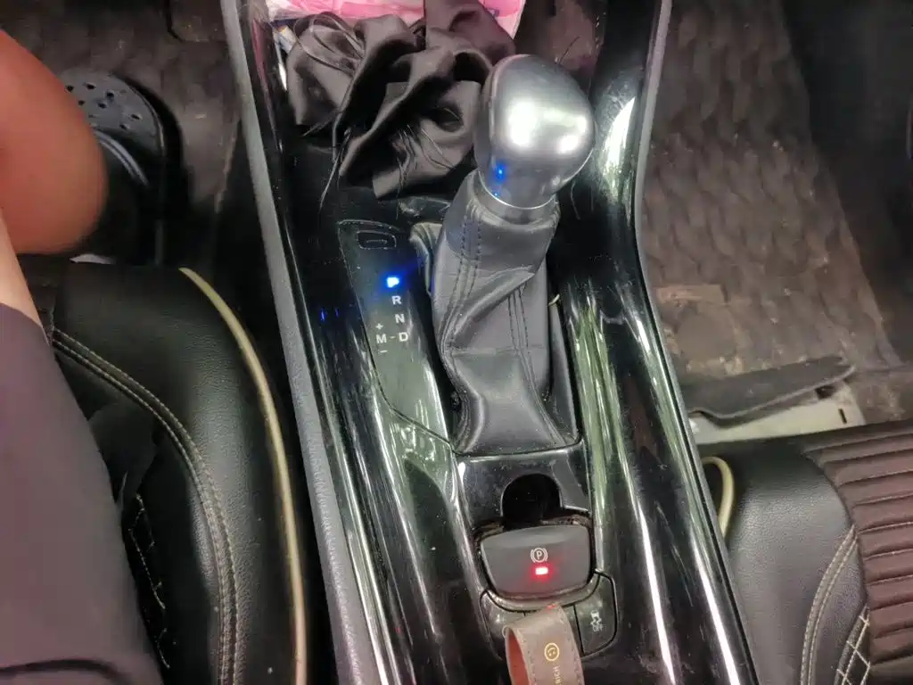 Toyota IZOA — миниатюра 7