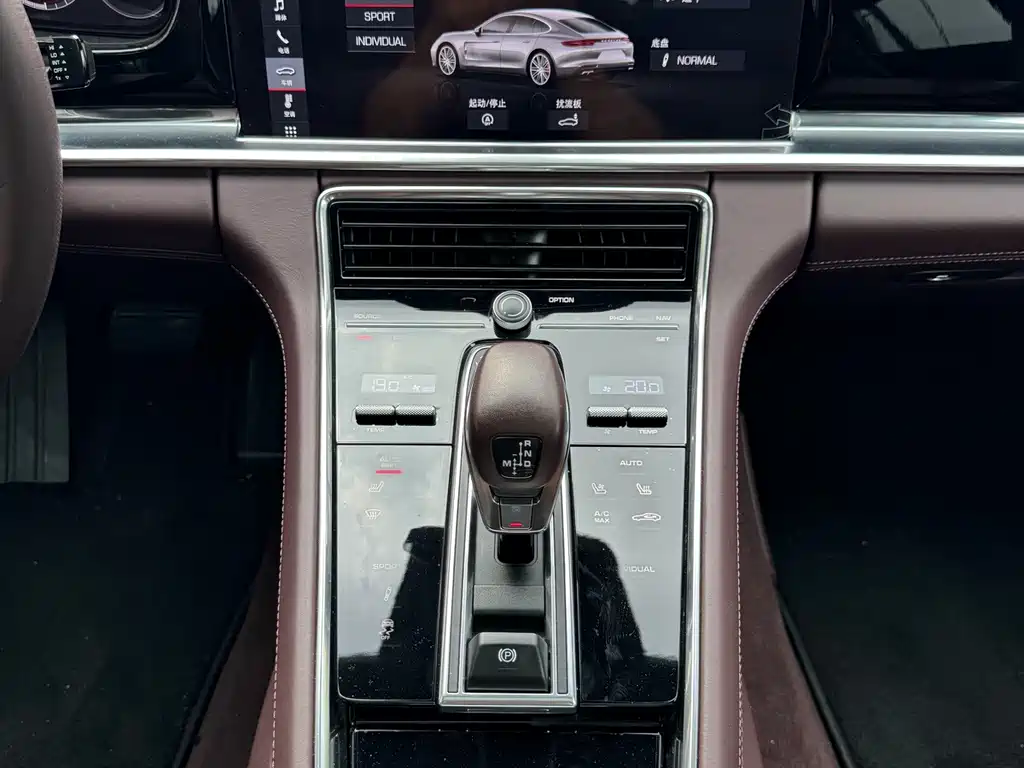 Porsche Panamera — миниатюра 21