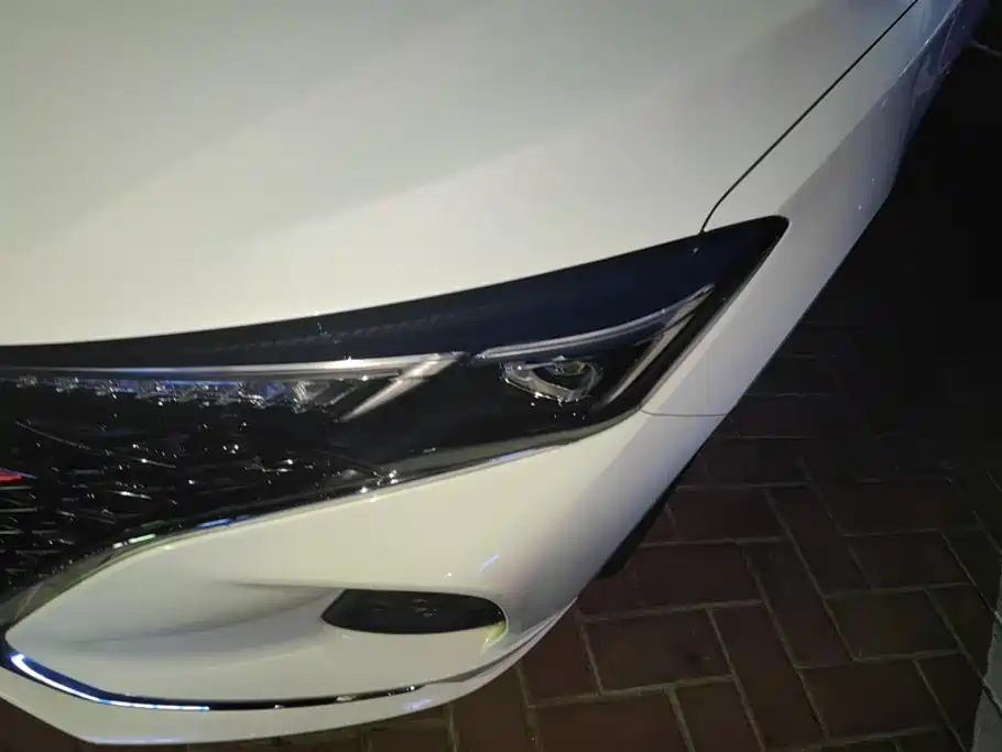 Changan Eado — миниатюра 5