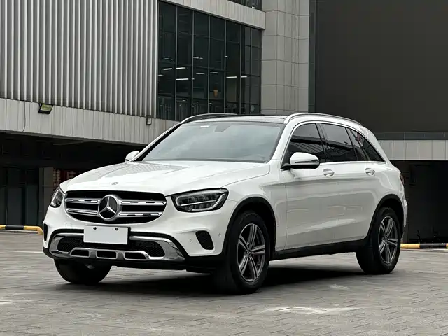 MERCEDES-BENZ GLC