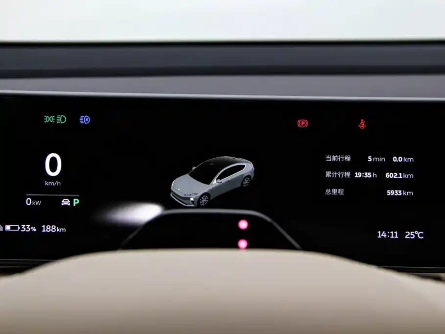 NIO ET5 — миниатюра 16