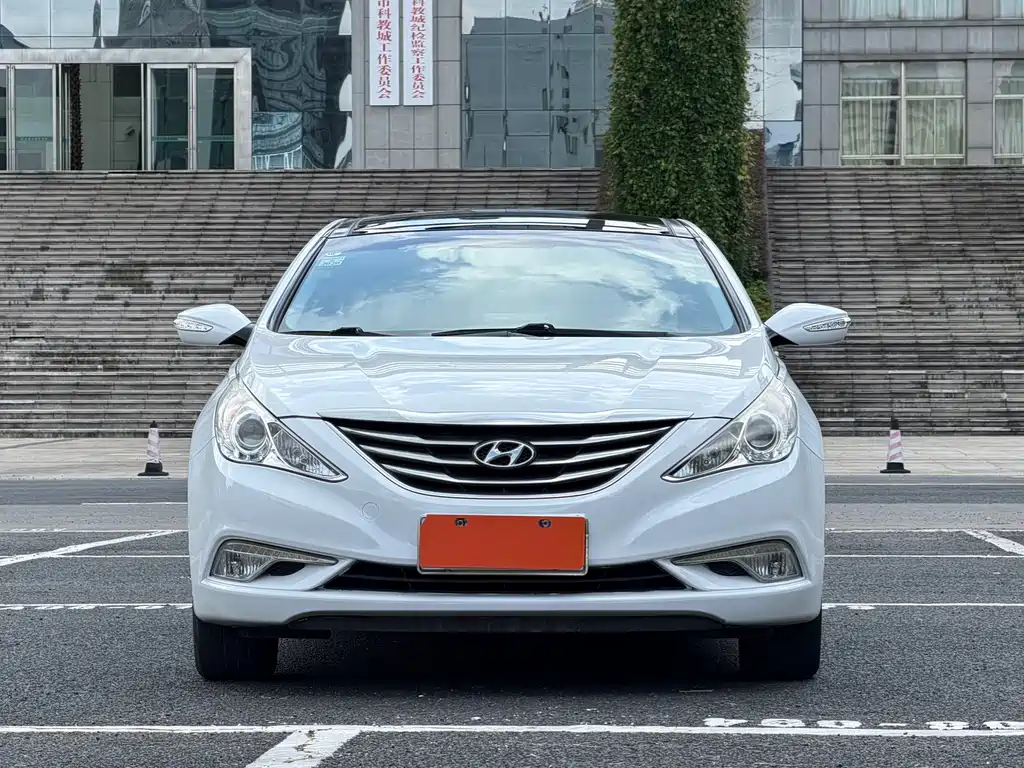 Hyundai Sonata — миниатюра 2