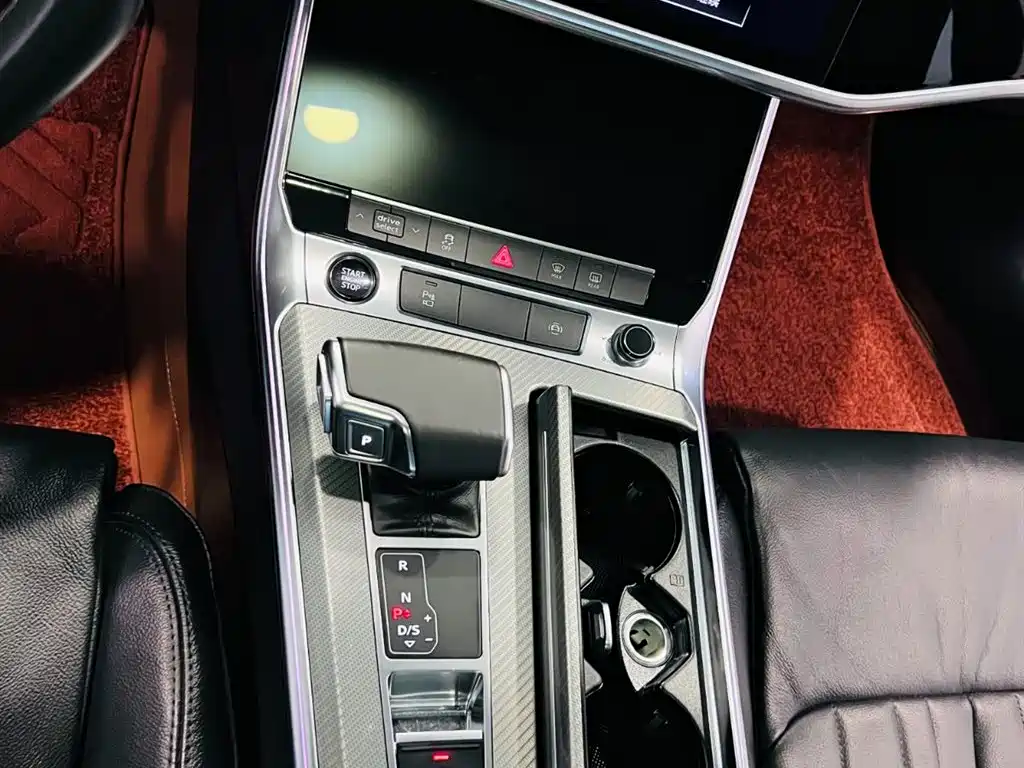 Audi A6L — миниатюра 9