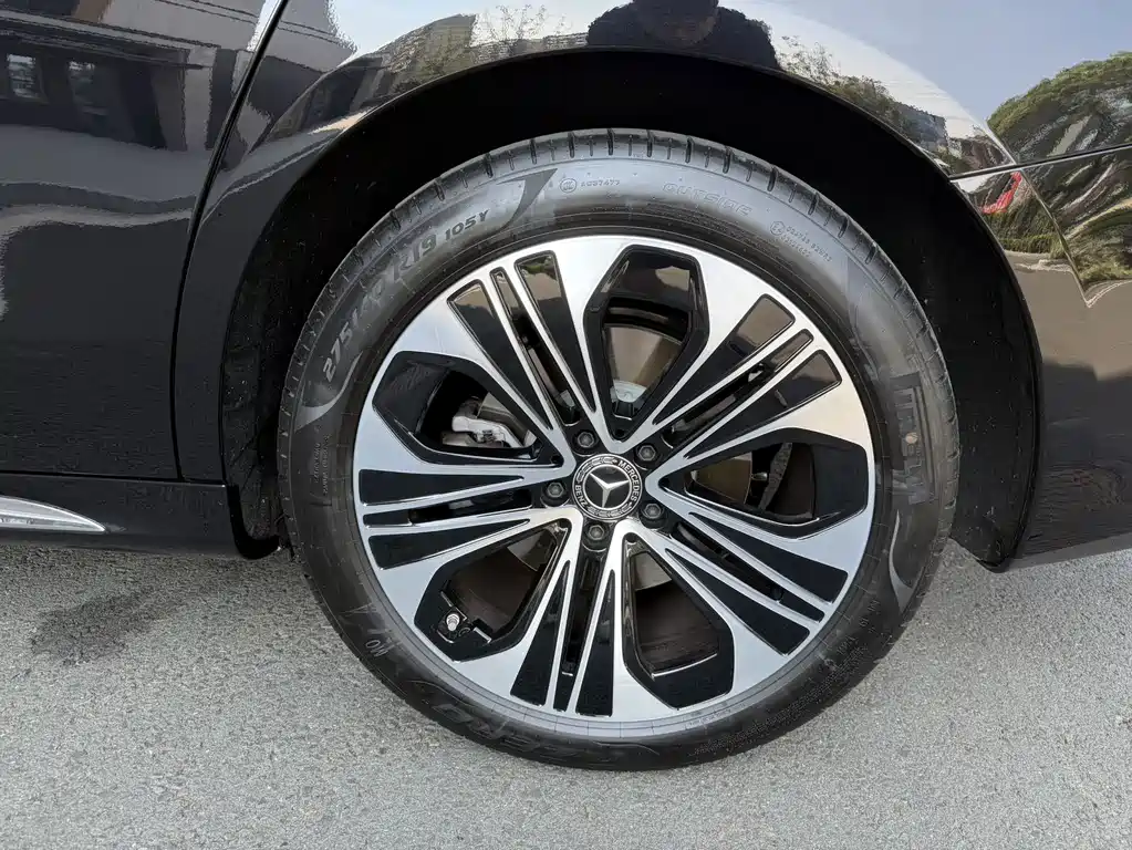 Mercedes-Benz E-Class — миниатюра 15