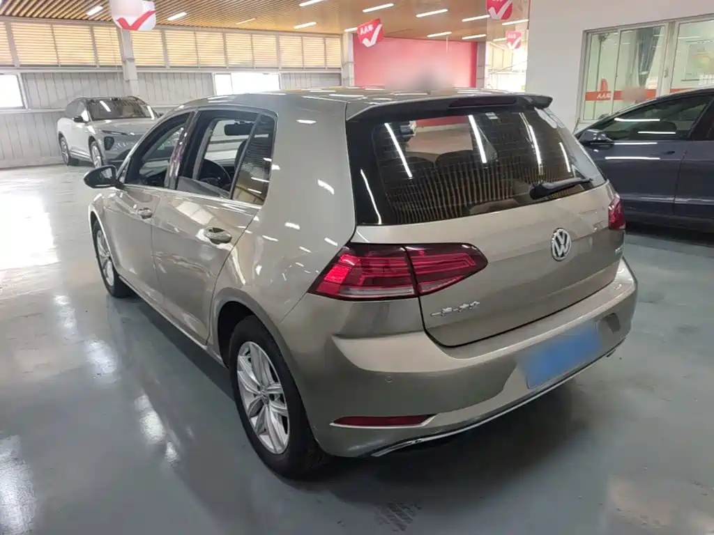 Volkswagen Golf — миниатюра 5