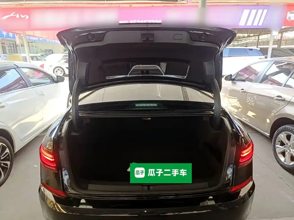 Volkswagen Passat PHEV — миниатюра 19
