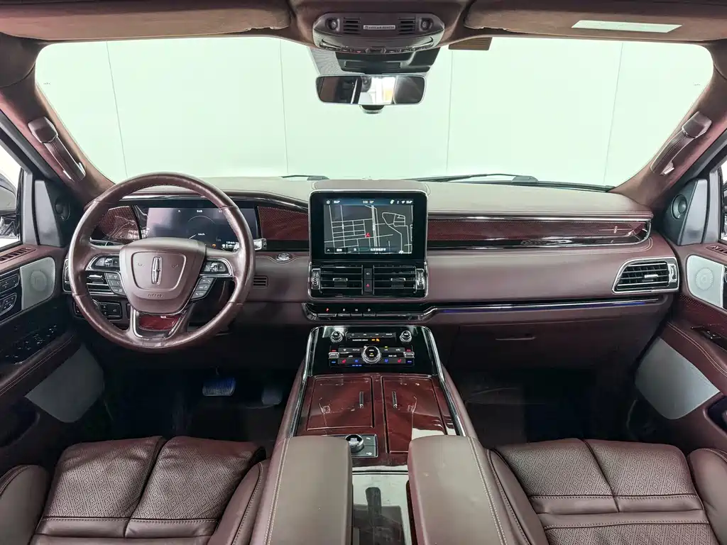 Lincoln Navigator — миниатюра 10