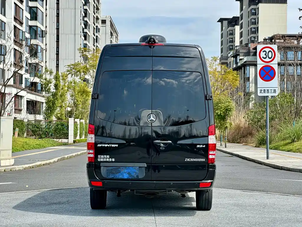 Mercedes-Benz Sprinter 2018 3.5L