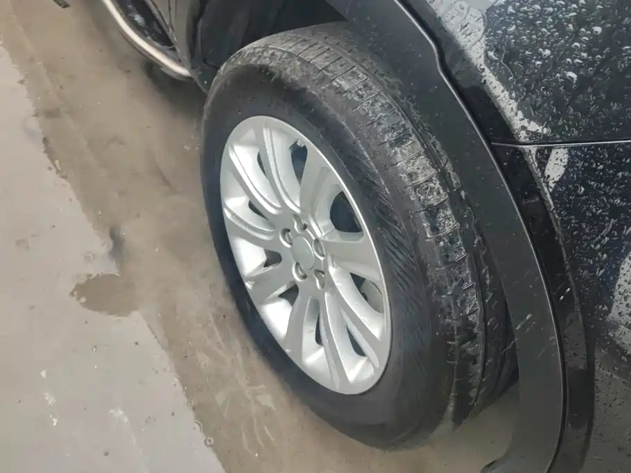Land Rover Discovery Sport — миниатюра 6