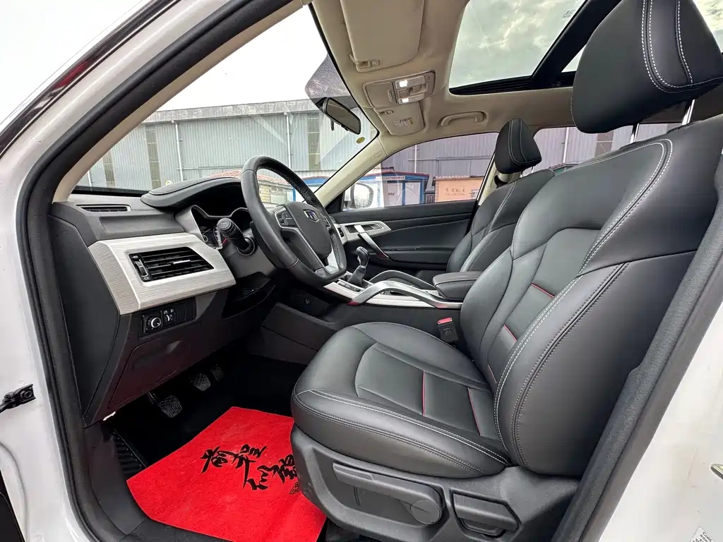 Geely Boyue — миниатюра 4