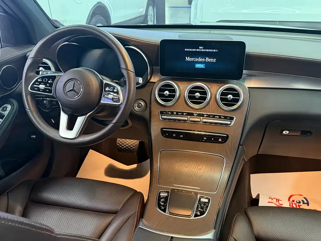 Mercedes-Benz GLC — миниатюра 9