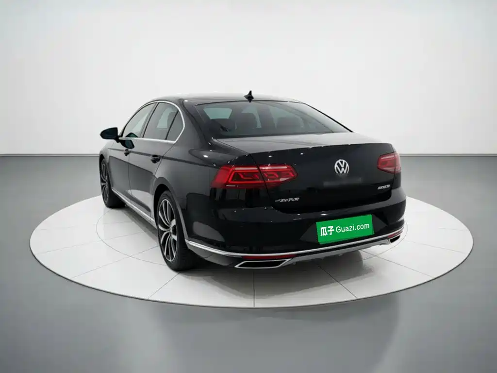 Volkswagen Magotan — миниатюра 4
