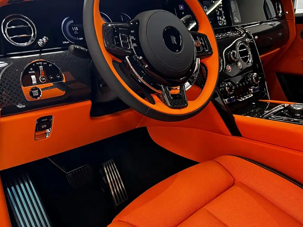 Rolls-Royce Cullinan — миниатюра 7