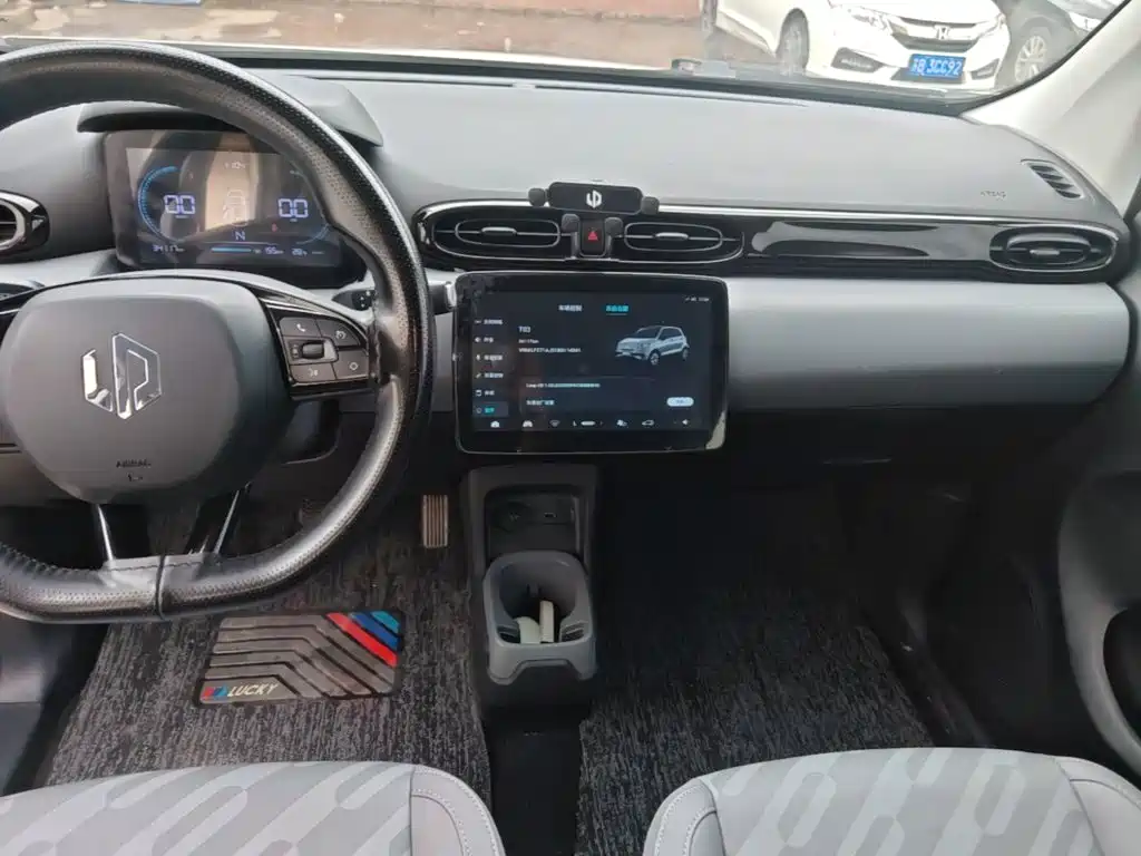 Leapmotor Leapmotor T03 — миниатюра 13