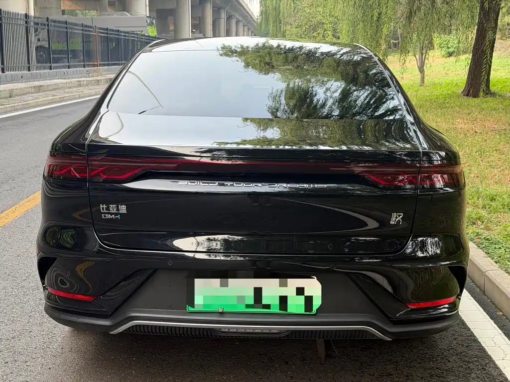 BYD Han — миниатюра 5