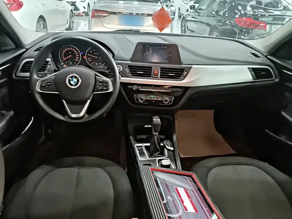 BMW 1 Series — миниатюра 10