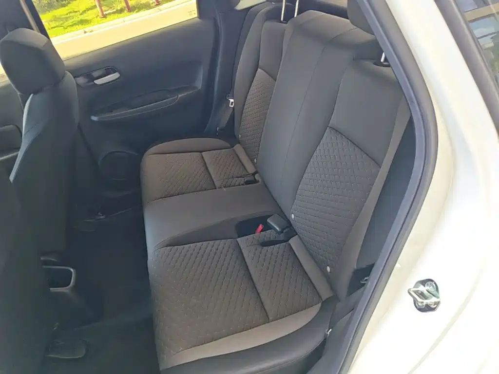 Honda Fit — миниатюра 17