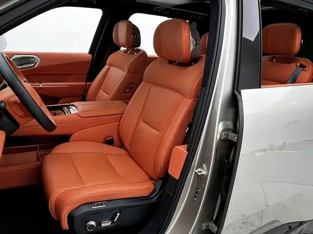 Lynk & Co 900 — миниатюра 16