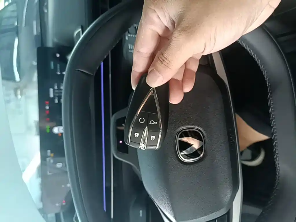 Changan Yida — миниатюра 9
