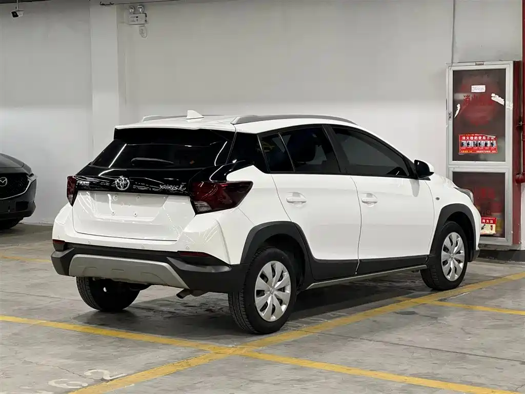 TOYOTA YARIS L ZHIXUAN