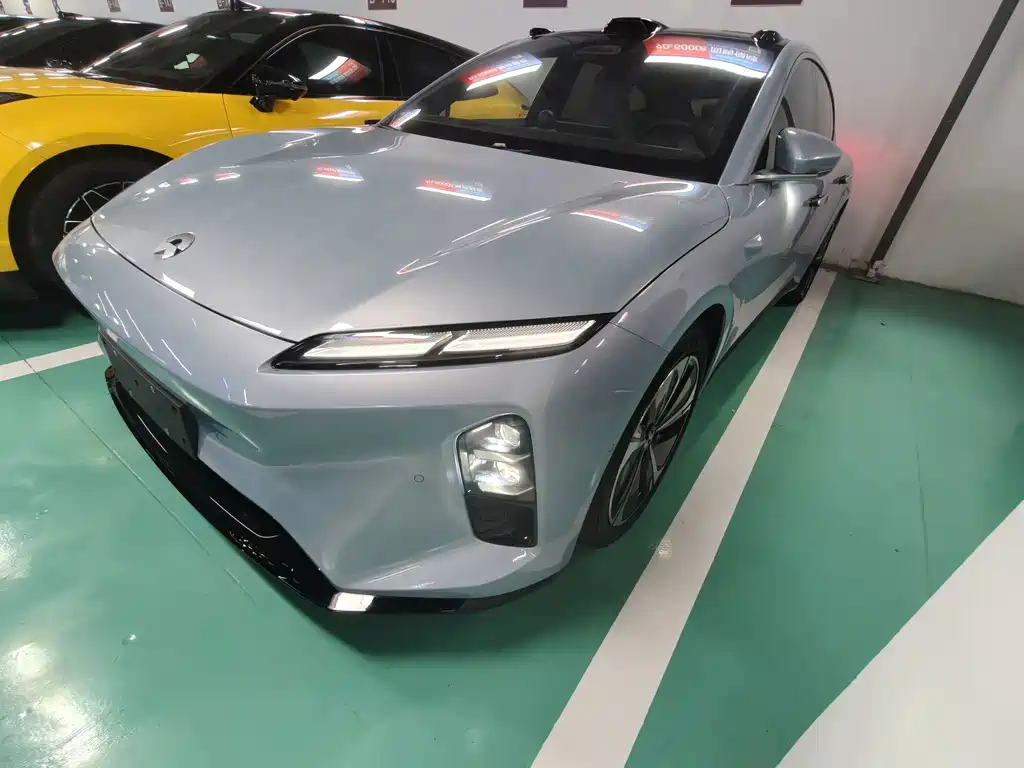 NIO ET5T