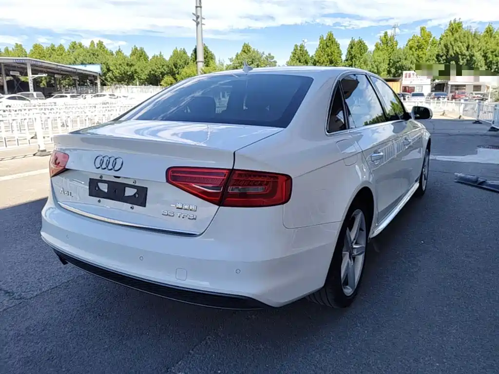Audi A4L — миниатюра 7