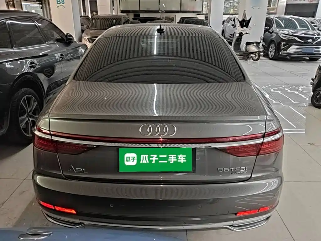 Audi A8 — миниатюра 6