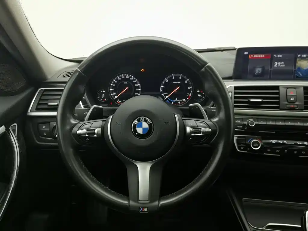 BMW 3 Series — миниатюра 11