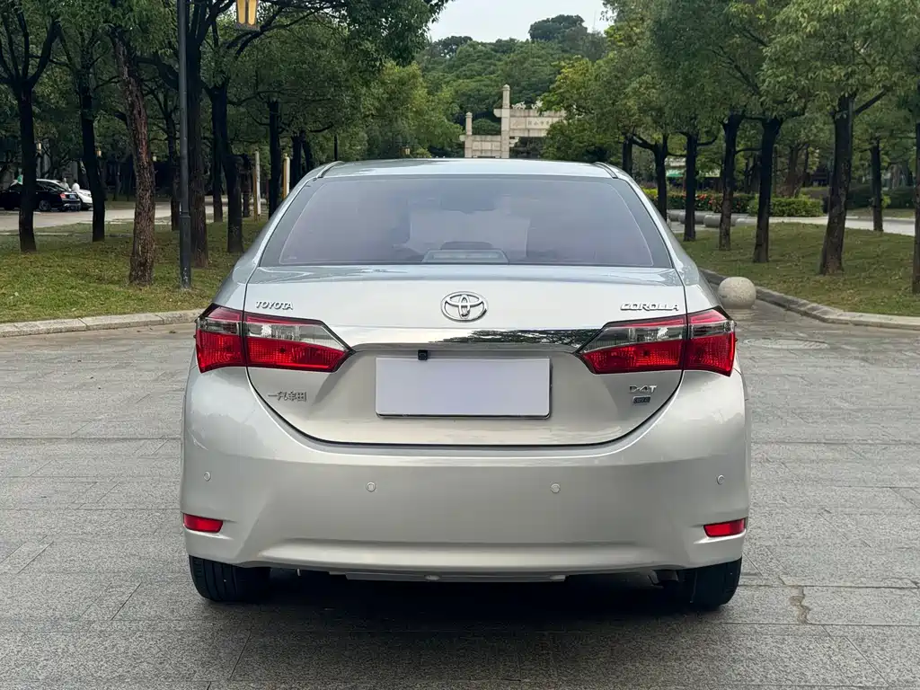 Toyota Corolla — миниатюра 13
