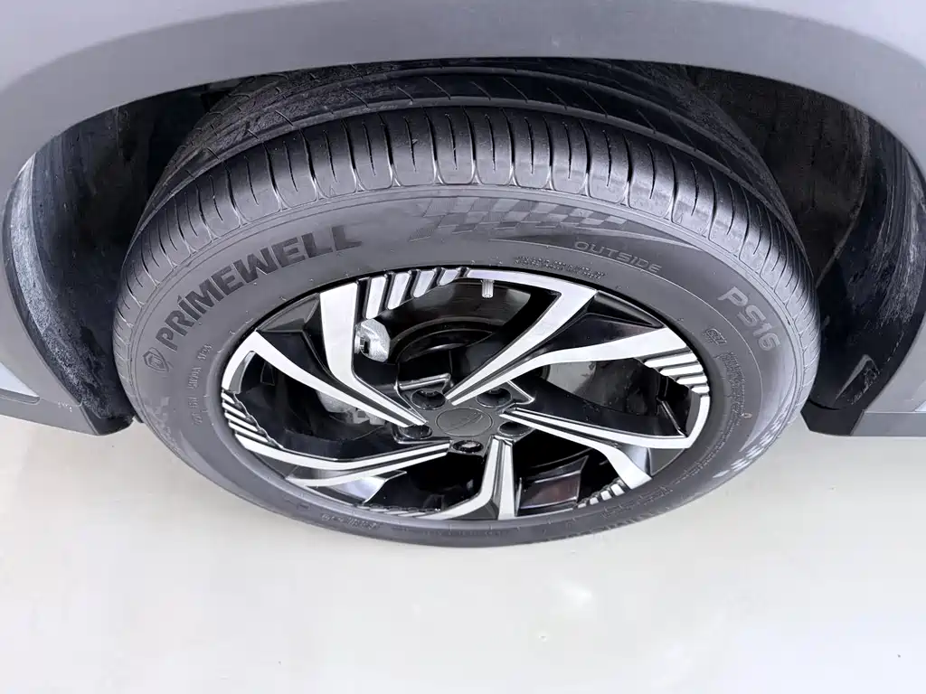 Geely Boyue - фото 5