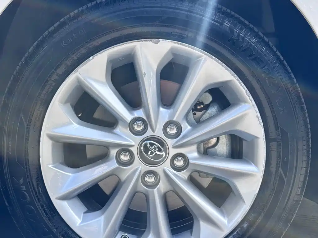 Toyota Corolla — миниатюра 15