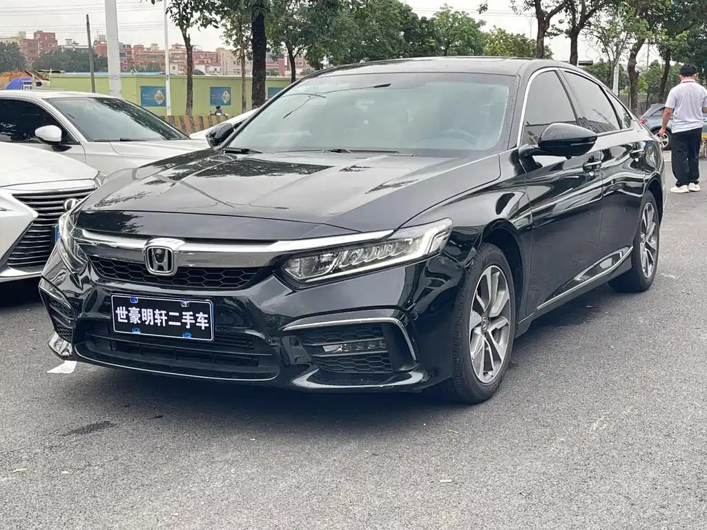 Honda Inspire 2020