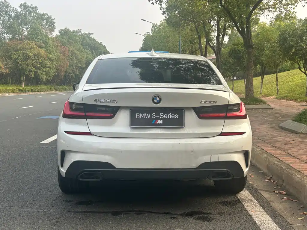 BMW 3 Series — миниатюра 8