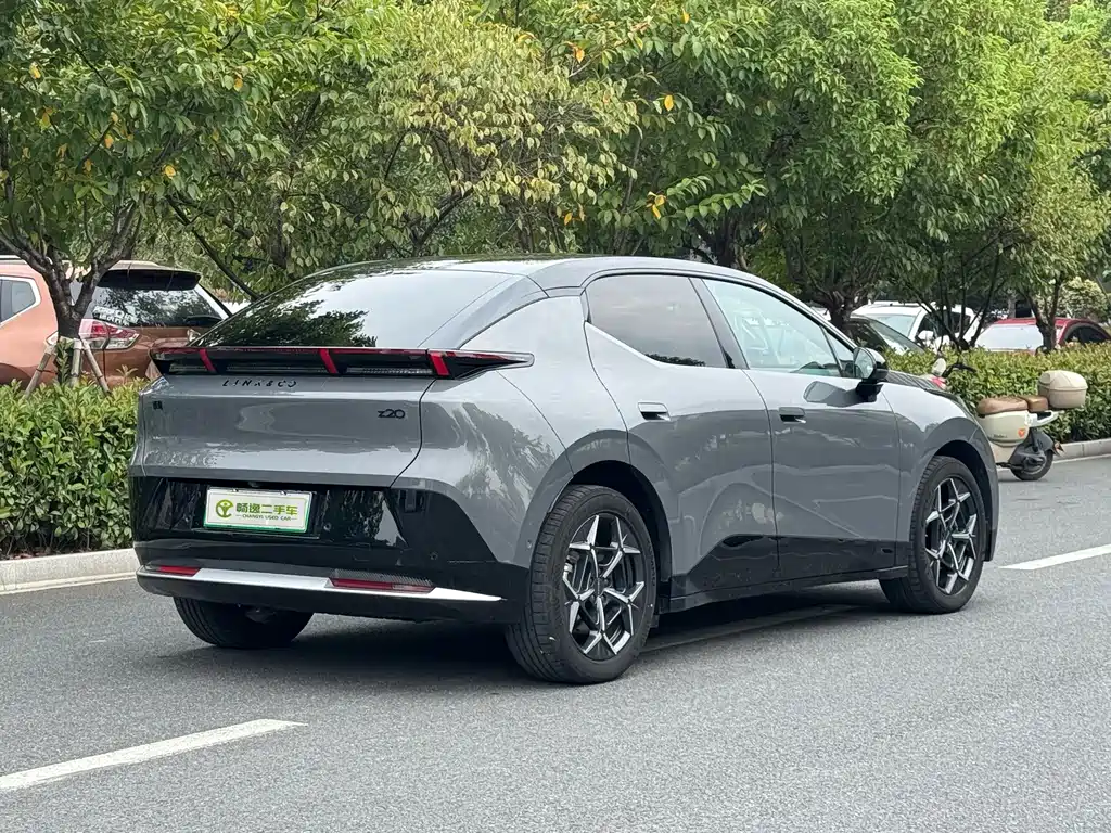 Lynk & Co Z20 — миниатюра 3