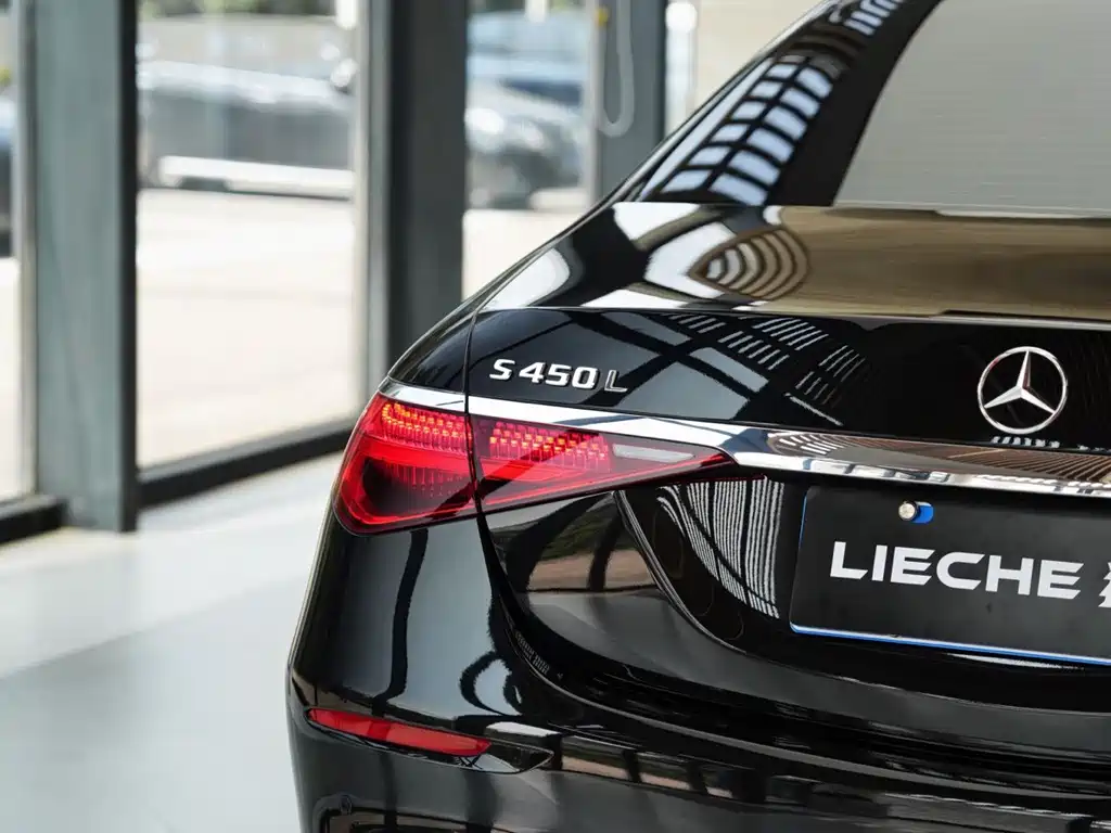 Mercedes-Benz S-Class — миниатюра 20