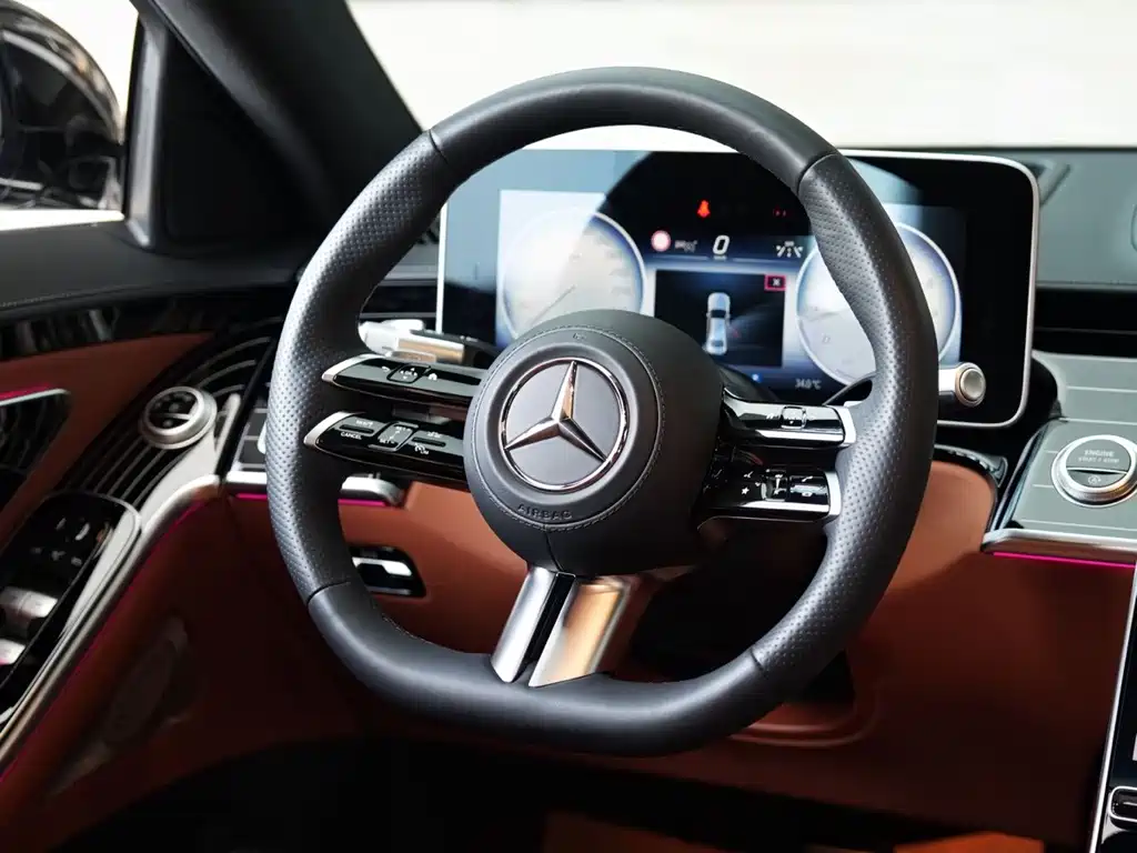 Mercedes-Benz S-Class — миниатюра 7
