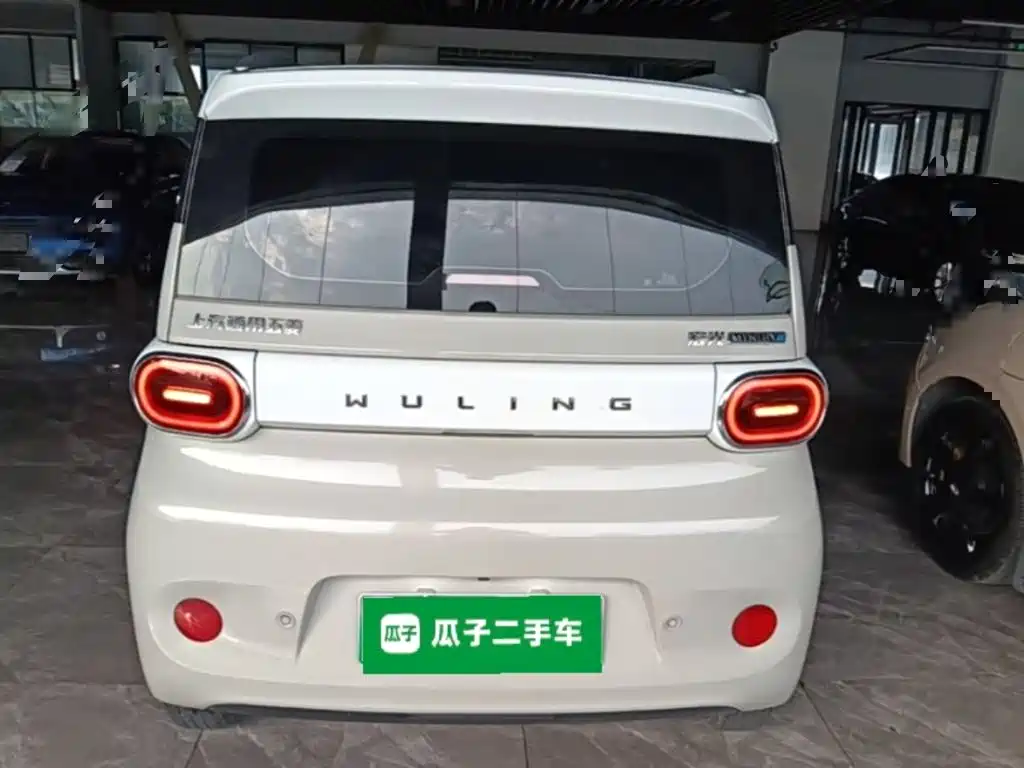 Wuling MINIEV — миниатюра 6