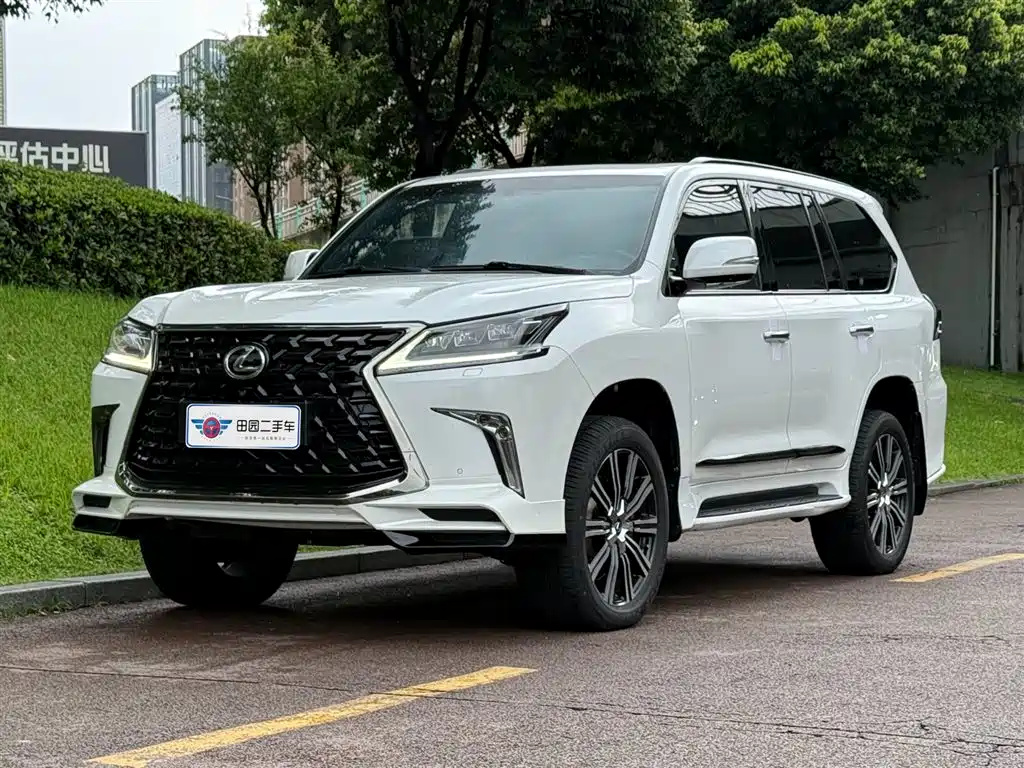 LEXUS  LX