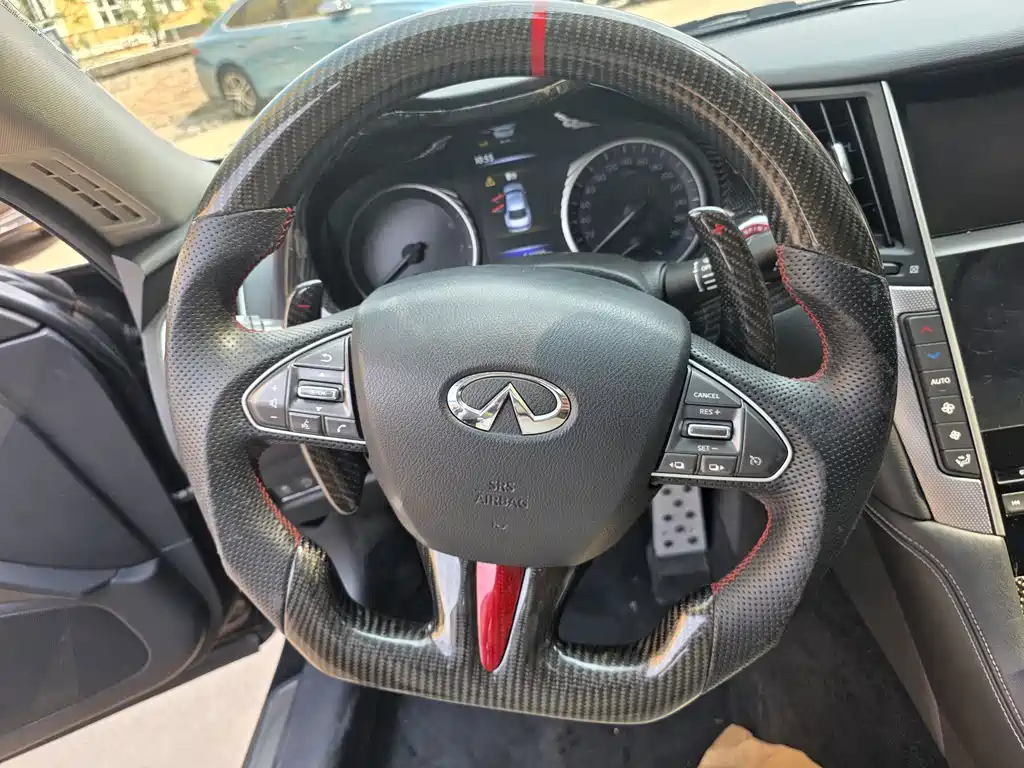 Infiniti Q50L 2015 2.0T Enjoy