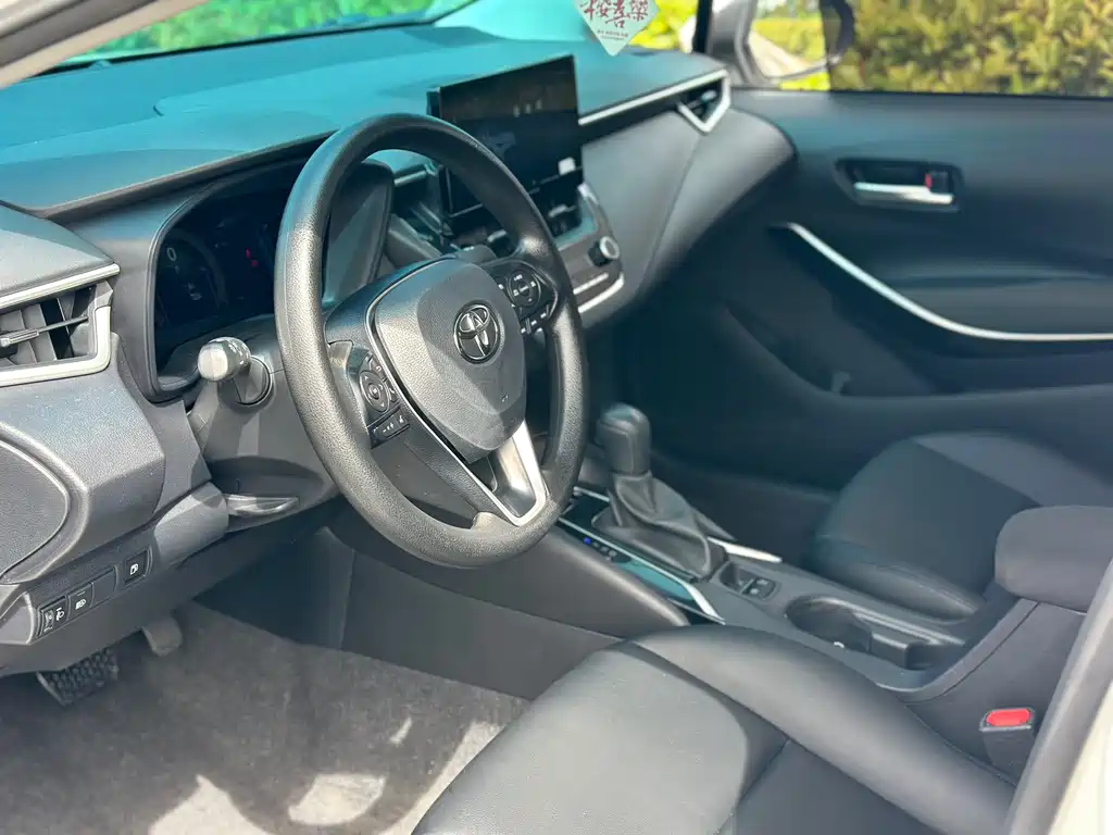 Toyota Corolla — миниатюра 4