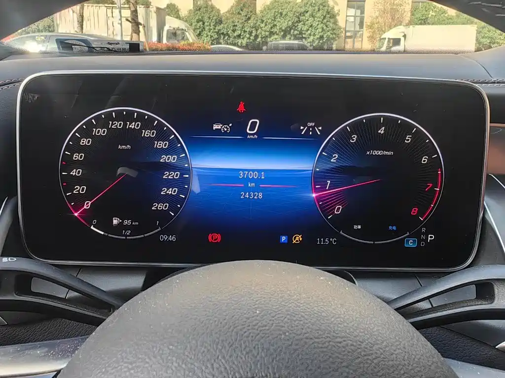Mercedes-Benz GLC — миниатюра 9