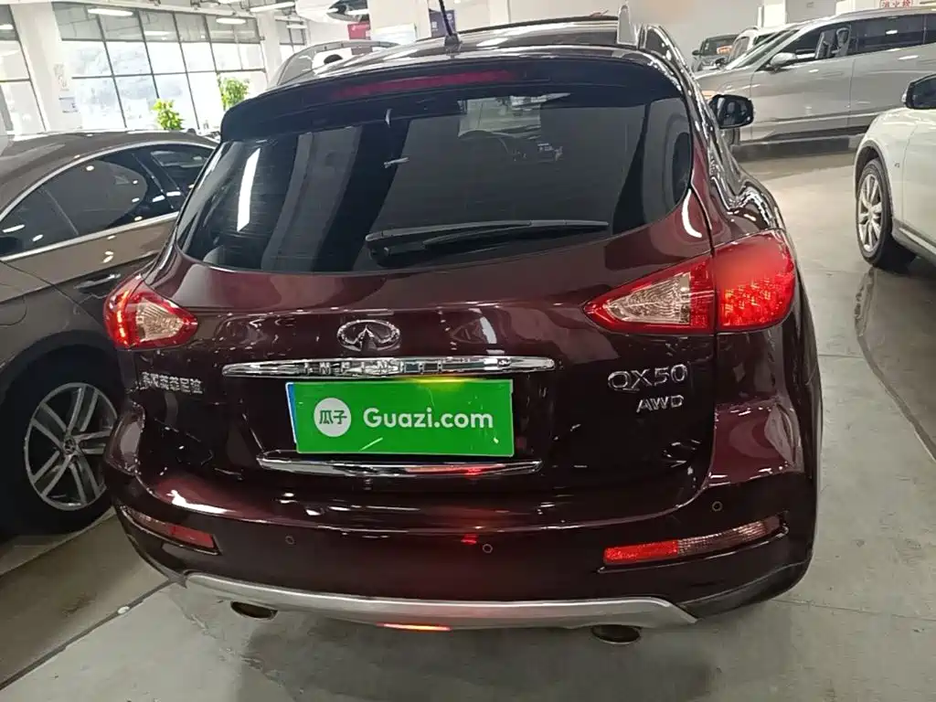 Infiniti QX50 — миниатюра 6