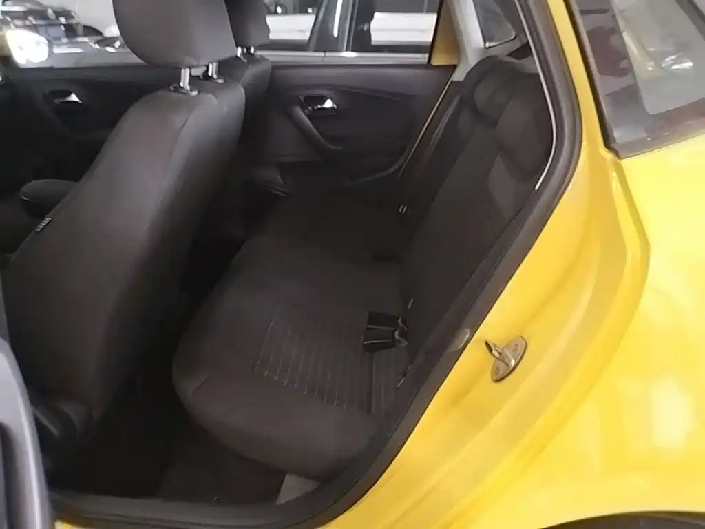 Volkswagen Polo — миниатюра 17