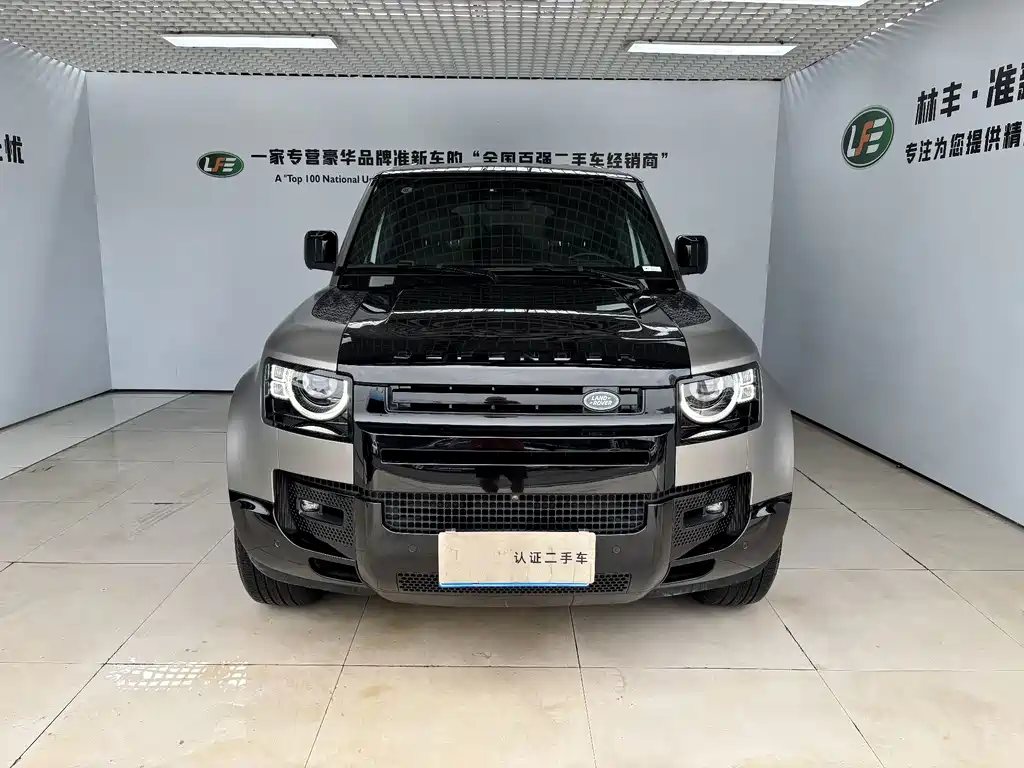 Land Rover Defender — миниатюра 3