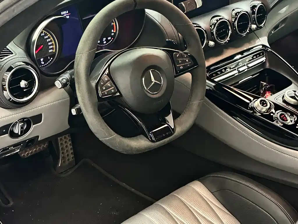 Mercedes-Benz AMG GT — миниатюра 6