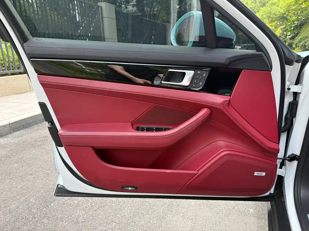 Porsche Panamera — миниатюра 13